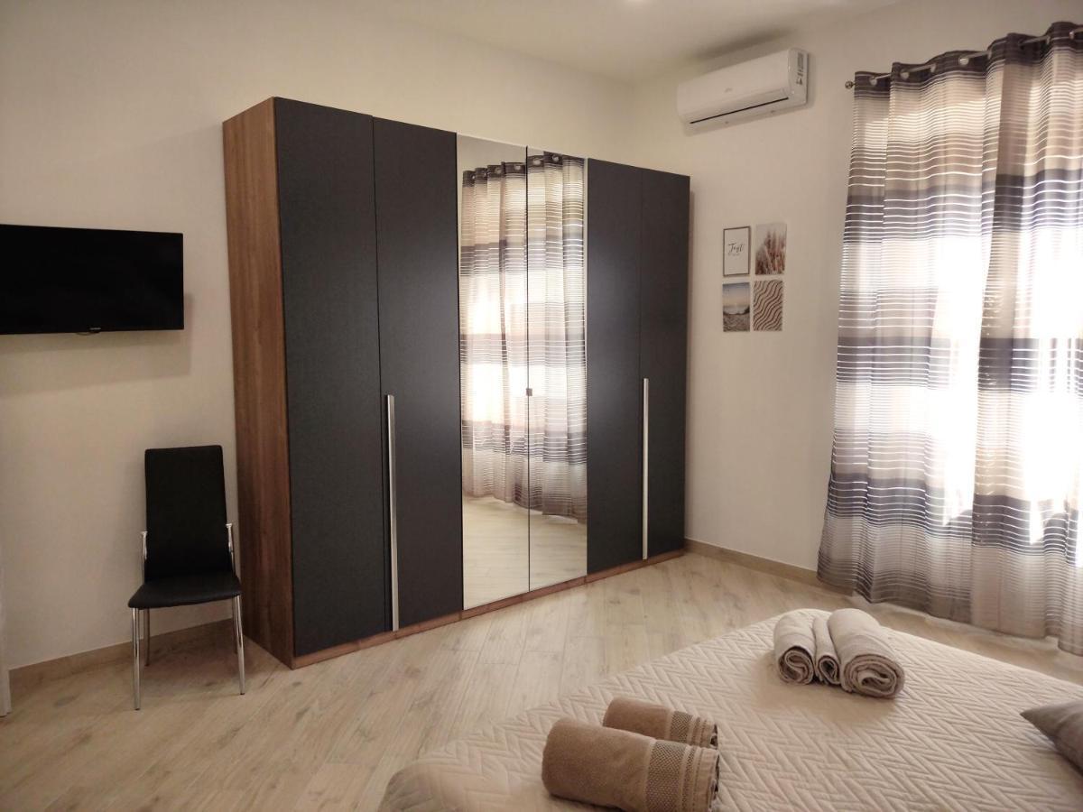 La Torre Apartment ตาร์กวิเนีย ภายนอก รูปภาพ